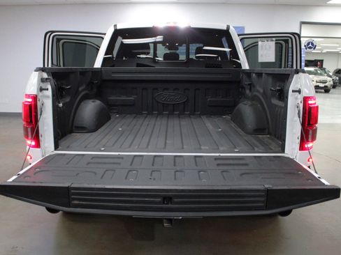 Used 2018 Ford F150 Raptor w/ Equipment Group 802A Luxury image 8