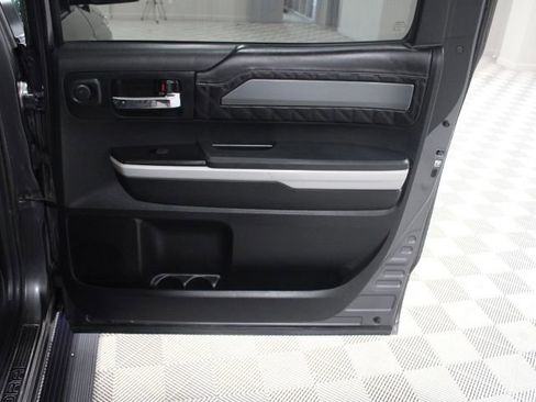 Used 2018 Toyota Tundra Platinum AWD/4WD image 27