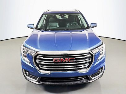 Used 2024 GMC Terrain SLT