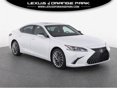 Used 2024 Lexus ES 300h w/ Technology Package