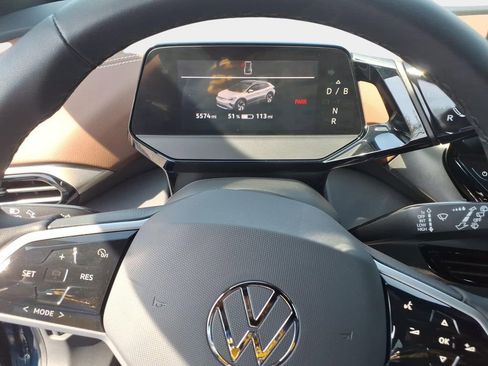 Used 2023 Volkswagen ID.4 Pro image 19