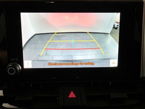 Used 2024 Toyota RAV4 LE AWD/4WD image 19