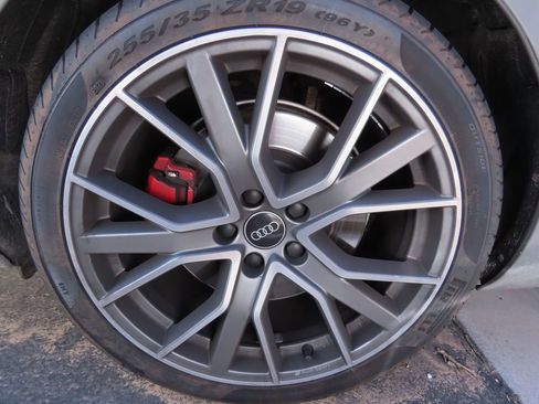 Used 2021 Audi S4 Premium Plus w/ Premium Plus Package image 16