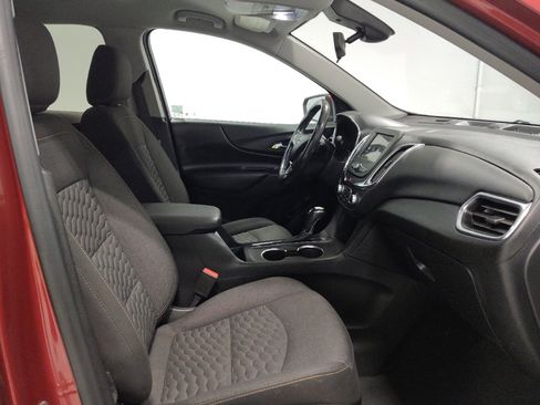 Used 2019 Chevrolet Equinox LT w/ Driver Convenience Package image 21