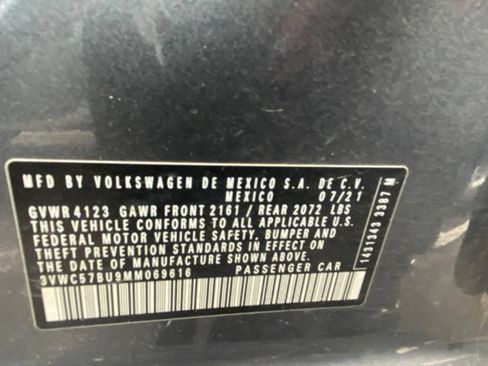 Used 2021 Volkswagen Jetta R-Line w/ R-Line Cold Weather Package FWD image 7