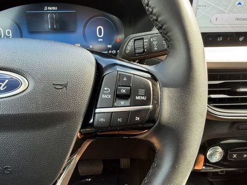 Certified 2024 Ford Escape Platinum AWD/4WD image 20