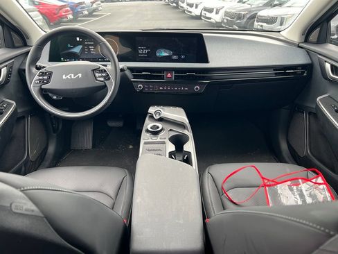 Certified 2024 Kia EV6 Wind RWD image 10