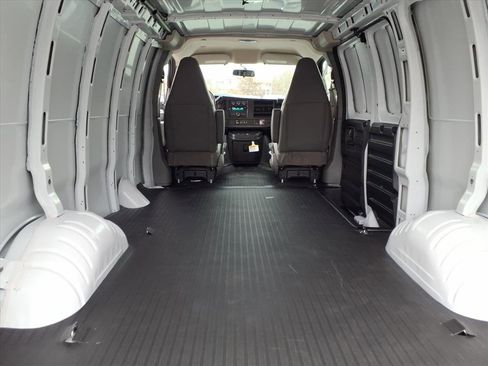 New 2025 Chevrolet Express 2500 Work Van w/ Driver Convenience Package image 13