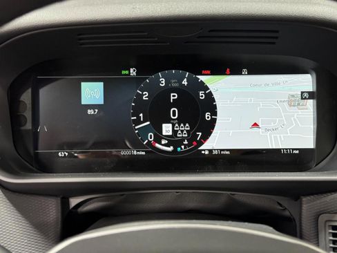 Used 2026 Land Rover Discovery Limited Edition image 33