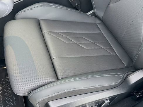 New 2026 BMW X3 xDrive30 w/ Premium Package image 19