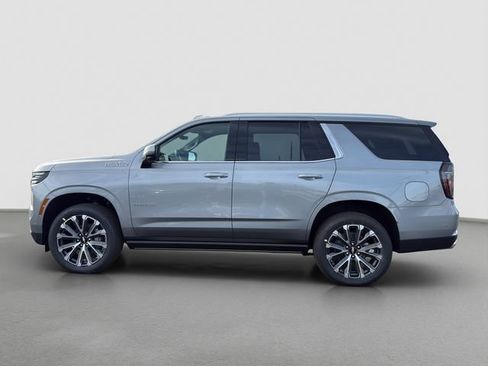 New 2026 Chevrolet Tahoe High Country AWD/4WD image 3