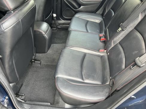 Used 2016 MAZDA MAZDA3 s Touring FWD image 11