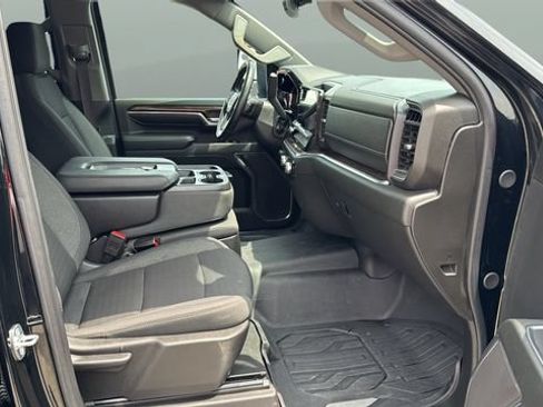 Used 2024 GMC Sierra 3500 SLE w/ SLE Value Package AWD/4WD image 22