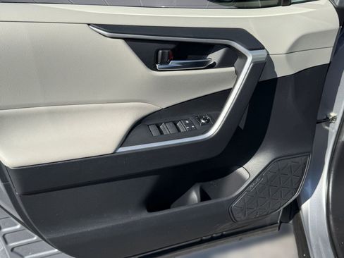 Certified 2021 Toyota RAV4 XLE w/ Convenience Package image 13