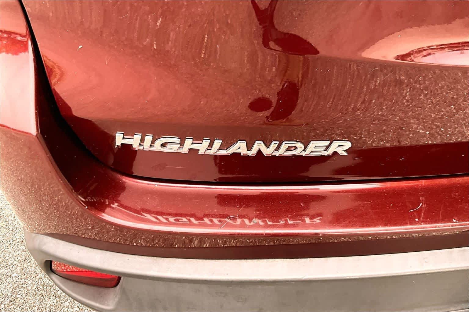 Used 2019 Toyota Highlander XLE AWD/4WD image 31