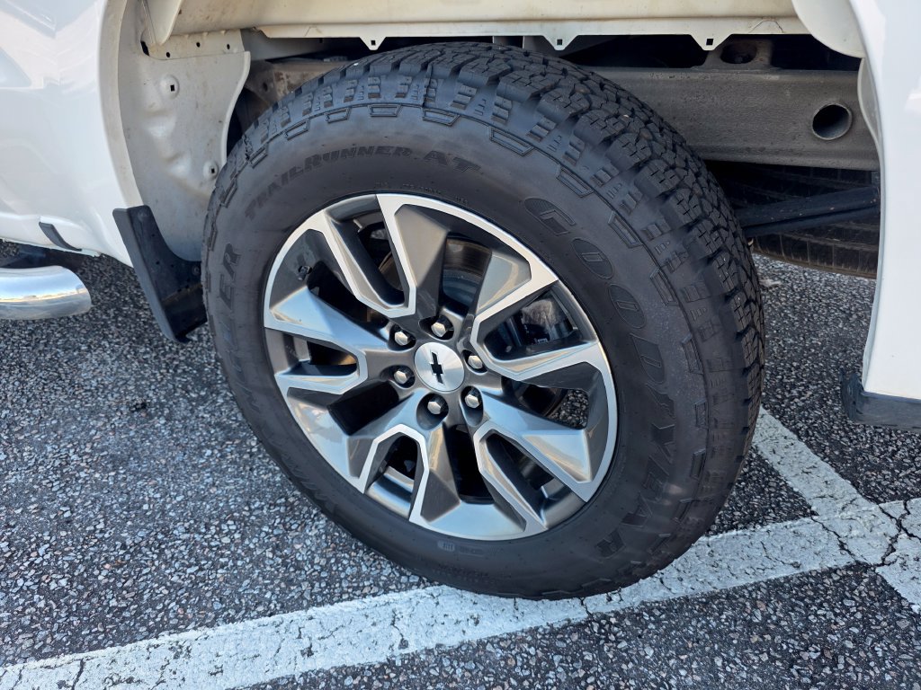 Certified 2023 Chevrolet Silverado 1500 RST AWD/4WD image 30