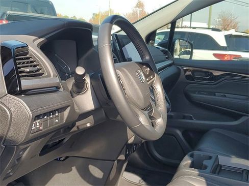 Certified 2023 Honda Odyssey Touring image 15