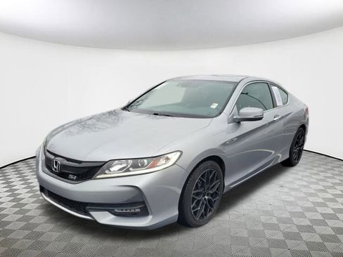 Used 2017 Honda Accord EX-L image 3