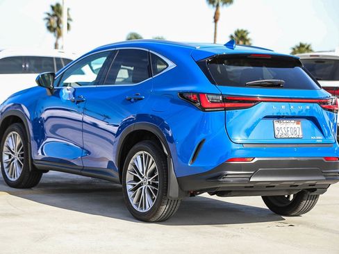 Used 2025 Lexus NX 350 AWD w/ Accessory Package (2T) image 5