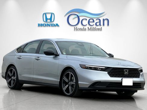 New 2025 Honda Accord Sport image 7