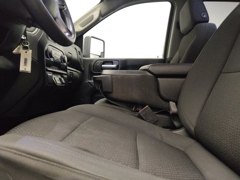 Used 2021 Chevrolet Silverado 2500 W/T w/ WT Fleet Convenience Package RWD image 17