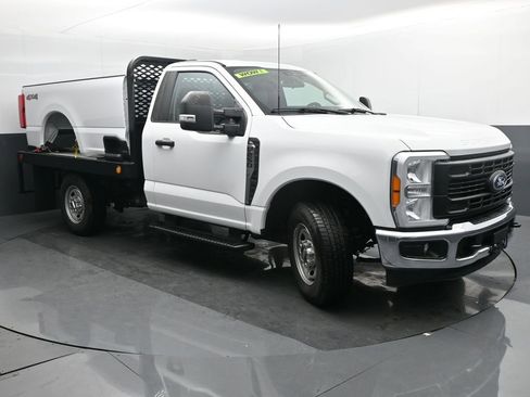 Used 2023 Ford F250 XL w/ XL Chrome Package RWD image 30
