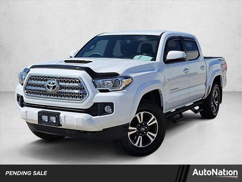 Used 2016 Toyota Tacoma TRD Sport w/ Towing Package image 1