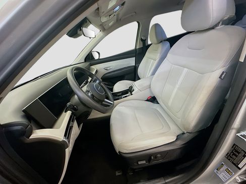 Used 2025 Hyundai Tucson SEL AWD/4WD image 13