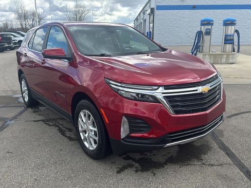 Used 2024 Chevrolet Equinox LT image 9