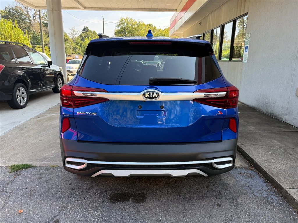 Used 2021 Kia Seltos S FWD image 10
