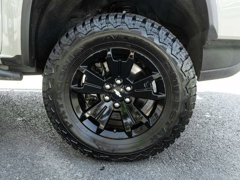 Used 2021 Chevrolet Colorado ZR2 w/ ZR2 Dusk Special Edition AWD/4WD image 5