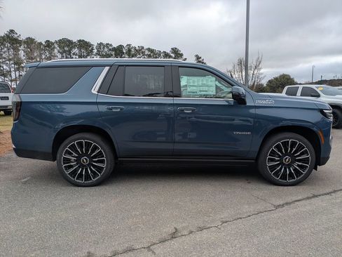 New 2026 Chevrolet Tahoe High Country image 3