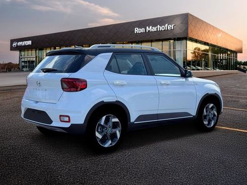 New 2026 Hyundai Venue SEL image 8