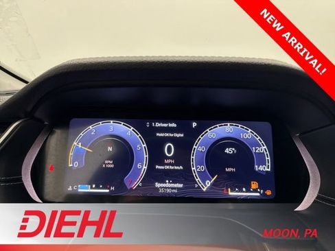 Used 2023 Jeep Grand Cherokee Limited w/ Black Appearance Package image 30