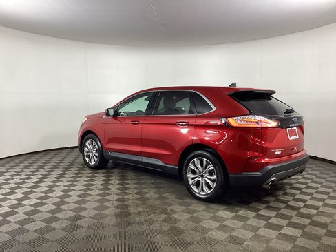 Certified 2024 Ford Edge Titanium AWD/4WD image 4