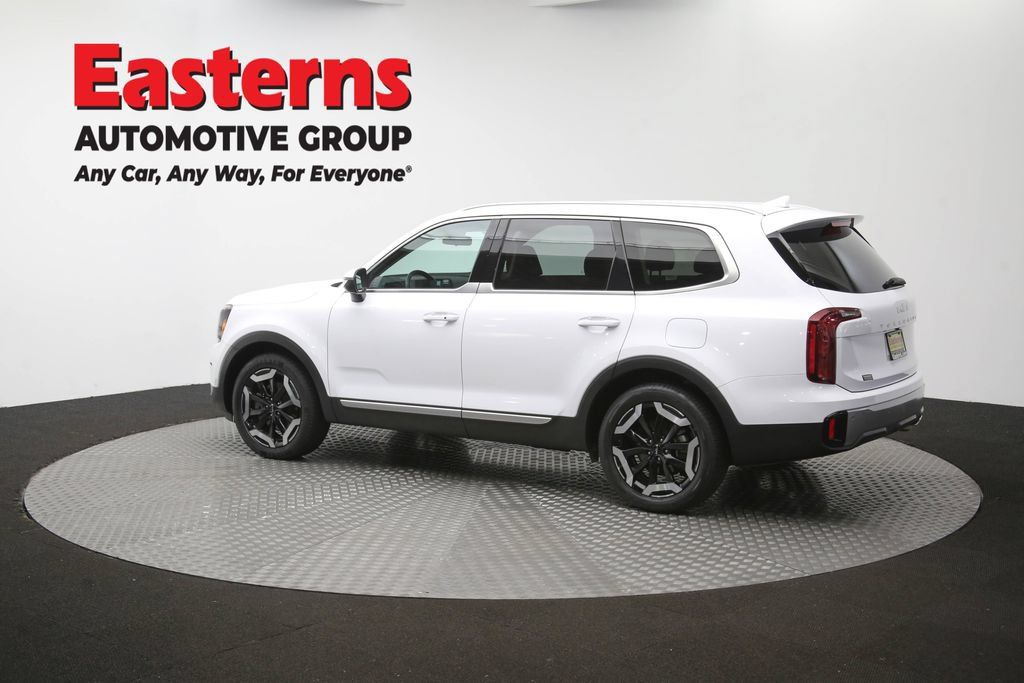 Used 2025 Kia Telluride S FWD image 65