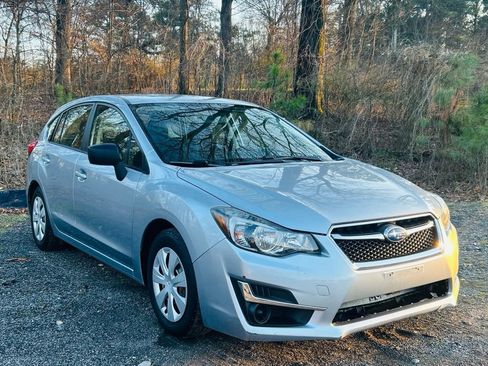 Used 2016 Subaru Impreza 2.0i image 8