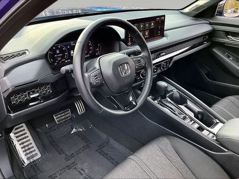 Certified 2025 Honda Accord Sport image 12