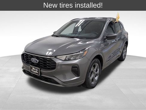 Certified 2024 Ford Escape ST-Line w/ Tech Pack #1 image 5