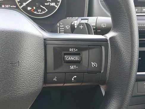 Used 2026 Nissan Rogue S FWD image 22