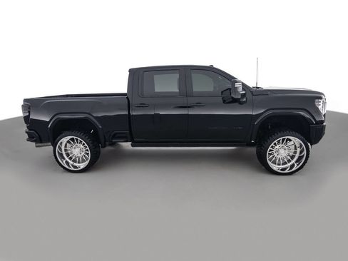 Used 2025 GMC Sierra 2500 Denali w/ Denali Reserve Package AWD/4WD image 4