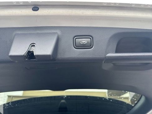 Used 2023 Hyundai Palisade Calligraphy image 22