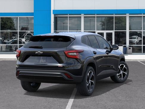 Used 2026 Chevrolet Trax RS image 6