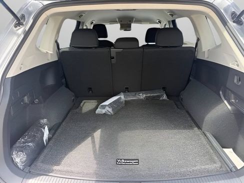 Used 2022 Volkswagen Tiguan S AWD/4WD image 9