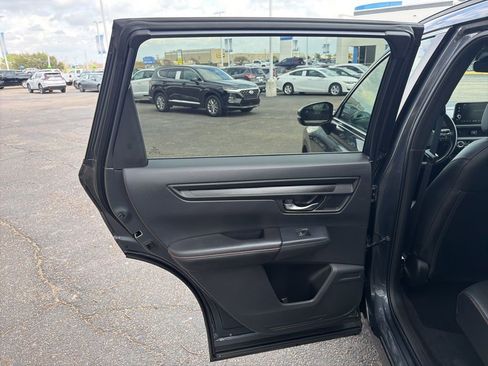 Used 2025 Honda CR-V Sport-L image 21
