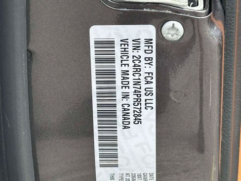 Used 2023 Chrysler Pacifica Pinnacle FWD image 17