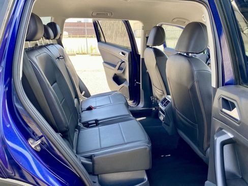 Used 2021 Volkswagen Tiguan SEL image 9