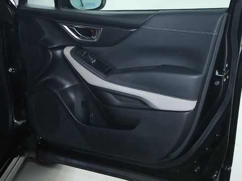 Certified 2022 Subaru Forester Limited image 37