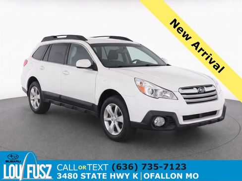 Used 2013 Subaru Outback 2.5i Premium AWD/4WD image 1