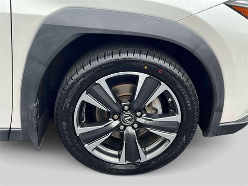 Used 2020 Lexus UX 250h w/ Premium Package image 14